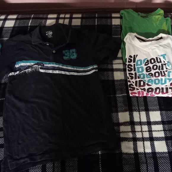 * 2 for 25 $ * 8 t-shirts 10-12 years. - Picture 2 of 2